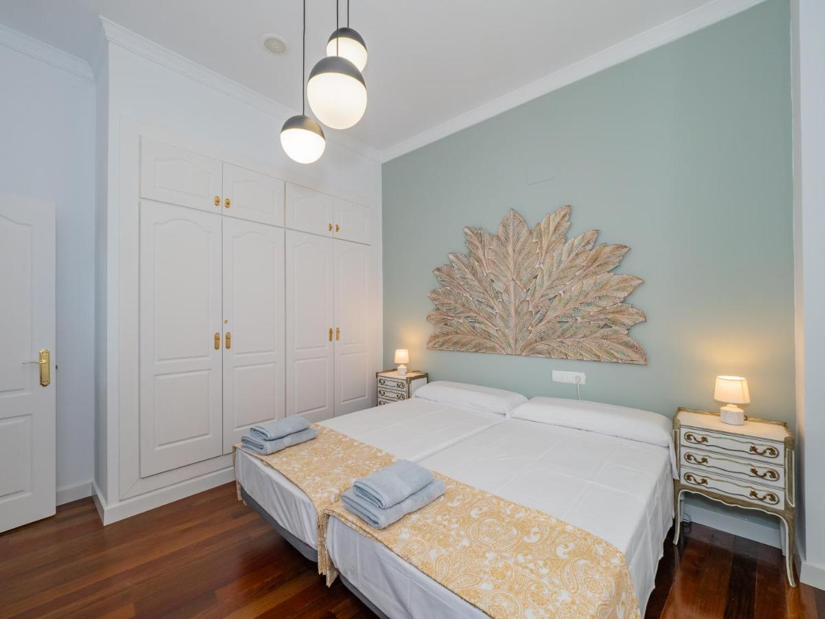 Gran Constitucion Plaza Malagamanagement Apartment Ngoại thất bức ảnh